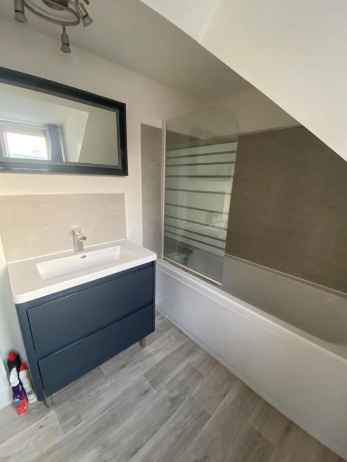 Le Stud' Joli appartement lumineux en plein centre ville Cherbourg-en-Cotentin Extérieur photo